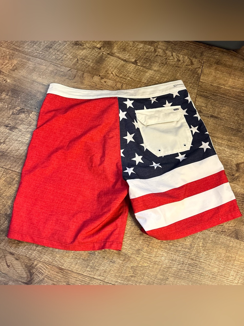Men’s Hurley American Flag swim trunks - Picture 6 of 6